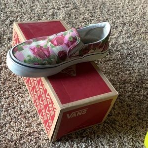 White and pink checkered vans with roses